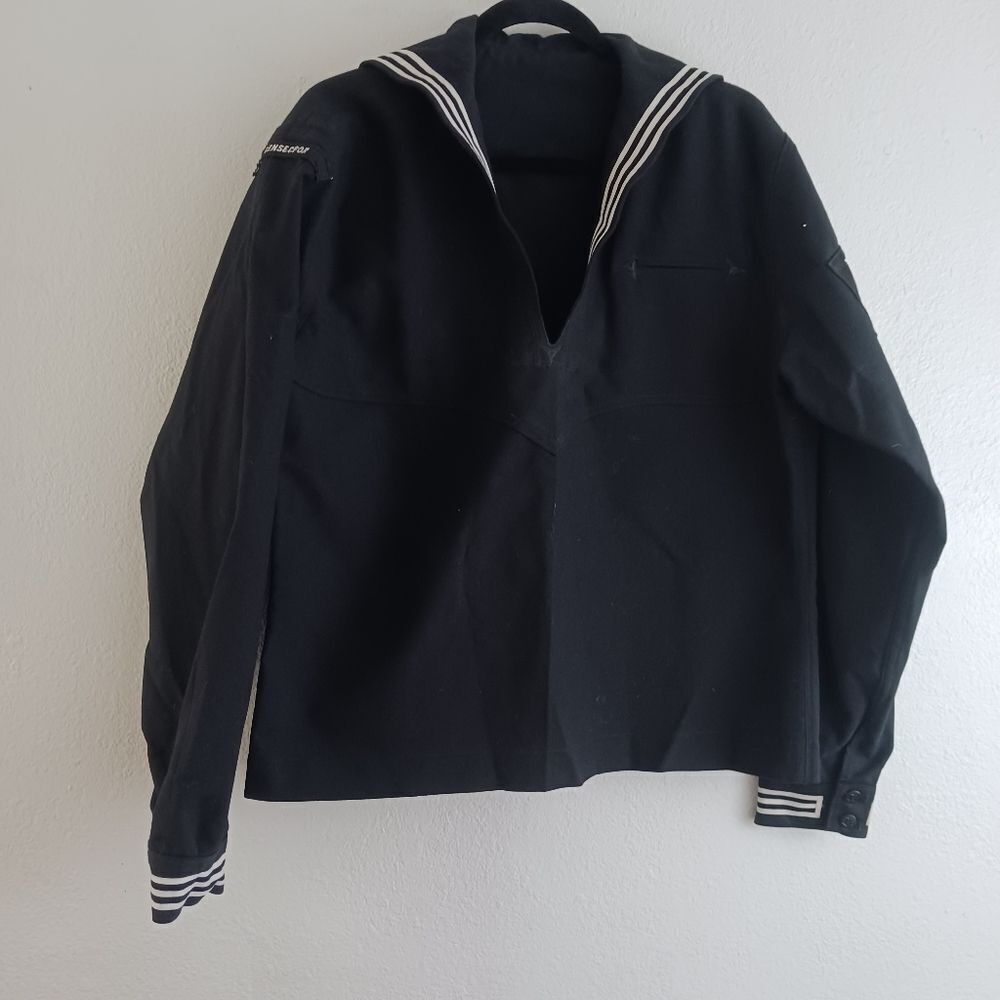 US Navy Man’s Blue Dress Jumper Size 40R